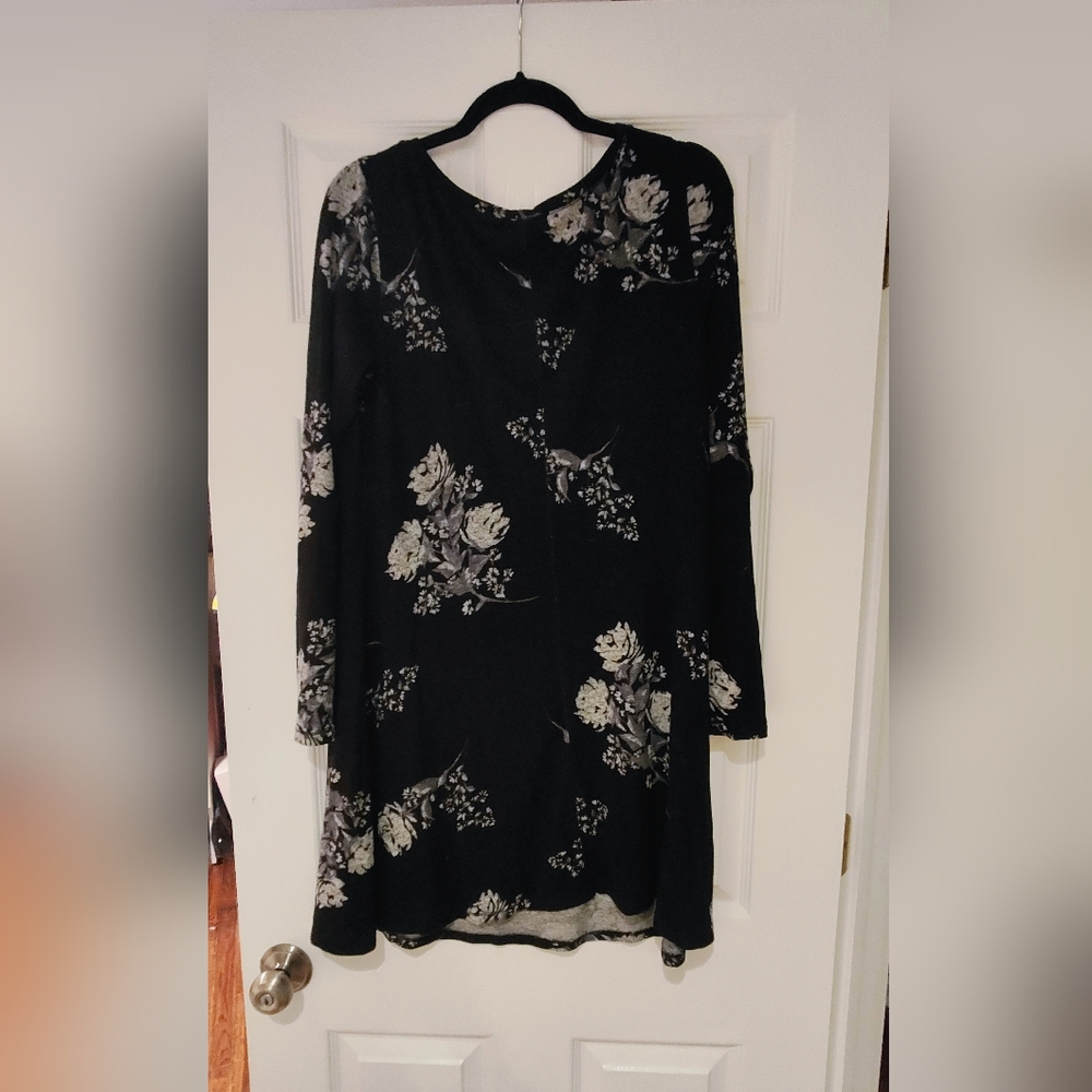 SO. Soft Surroundings floral dress with 3/4 sleeves.